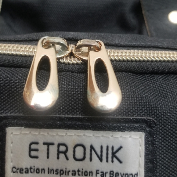 VGUC intricate laptop-friendly backpack w matching lunchbag - Picture 12 of 13